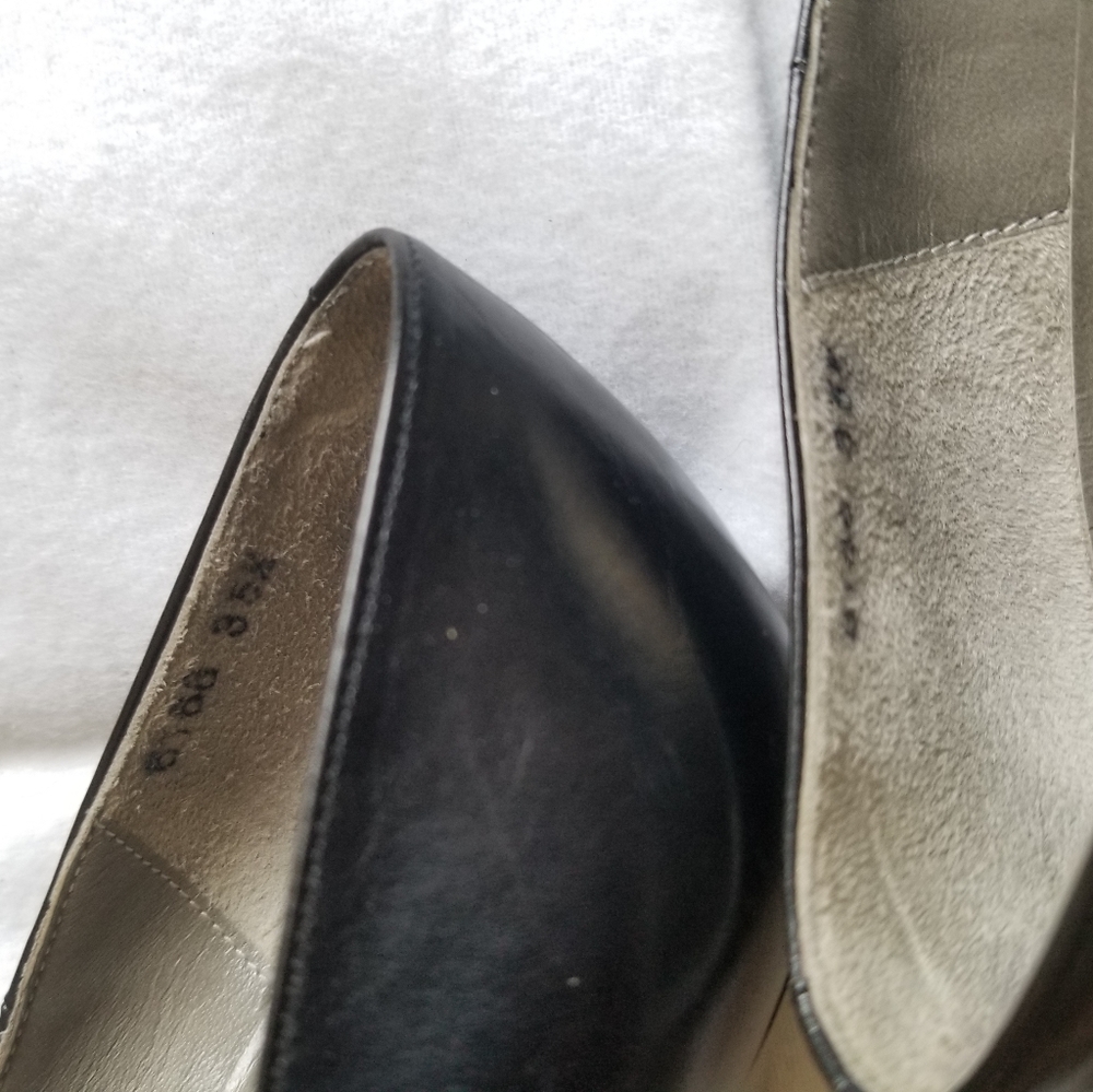 YSL pumps - Picture 8 of 12